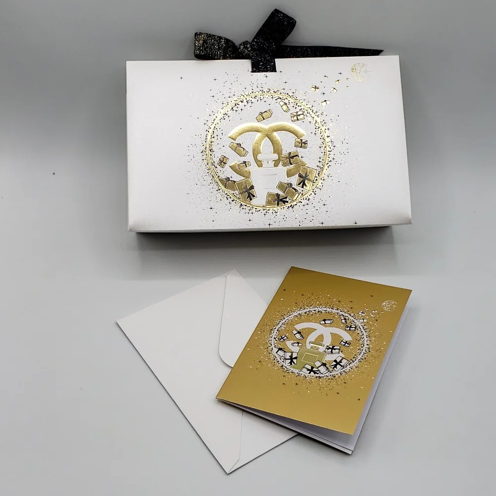 CHANEL Holiday Gift Bag with Card